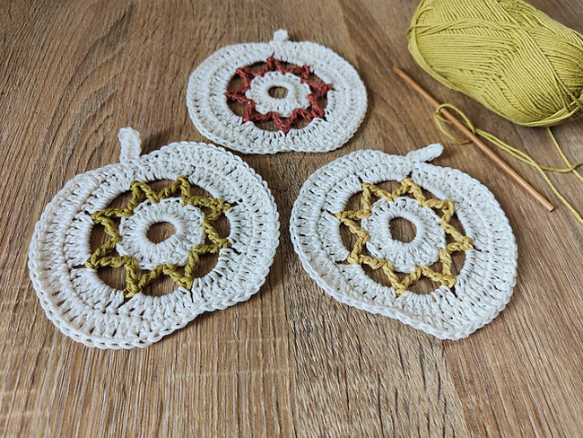 Crochet Halloween Vintage Pumpkin Pattern 