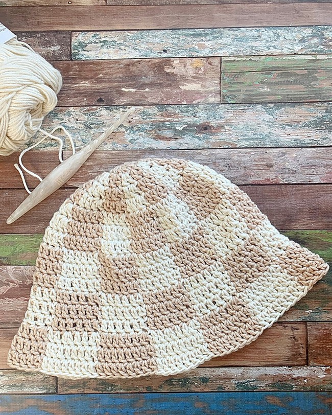 Crochet Checkerboard Bucket Hat Pattern 