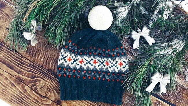 Crochet Deep Blue Colorwork Hat Pattern