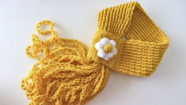 Crochet Daisy Scarf Pattern