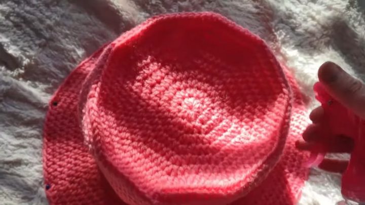 Retro Crochet Chopper Hat Pattern Perfect for Winter Fun - The Cochetry