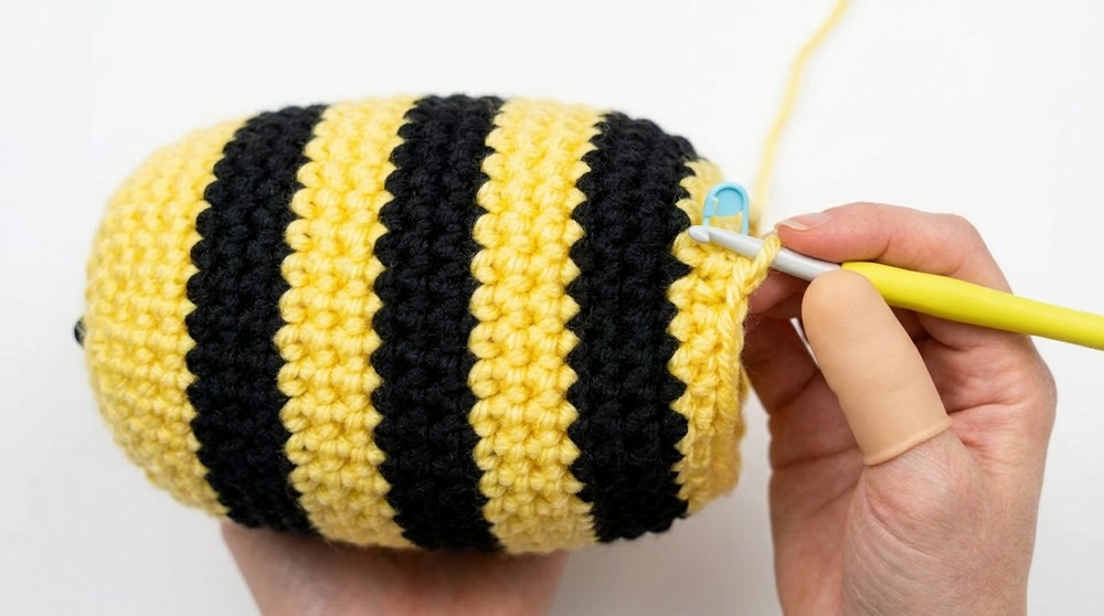 Crochet Bee Amigurumi Pattern 4