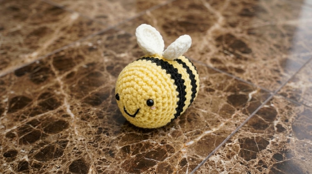 Crochet Bee Amigurumi Pattern 5