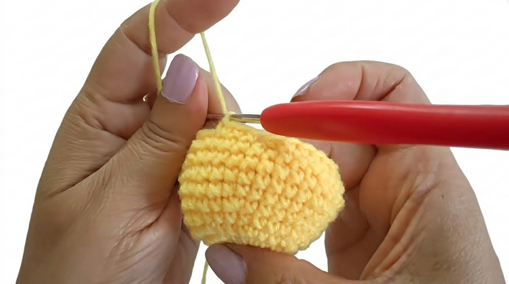 Crochet Chick Keychain Pattern 2