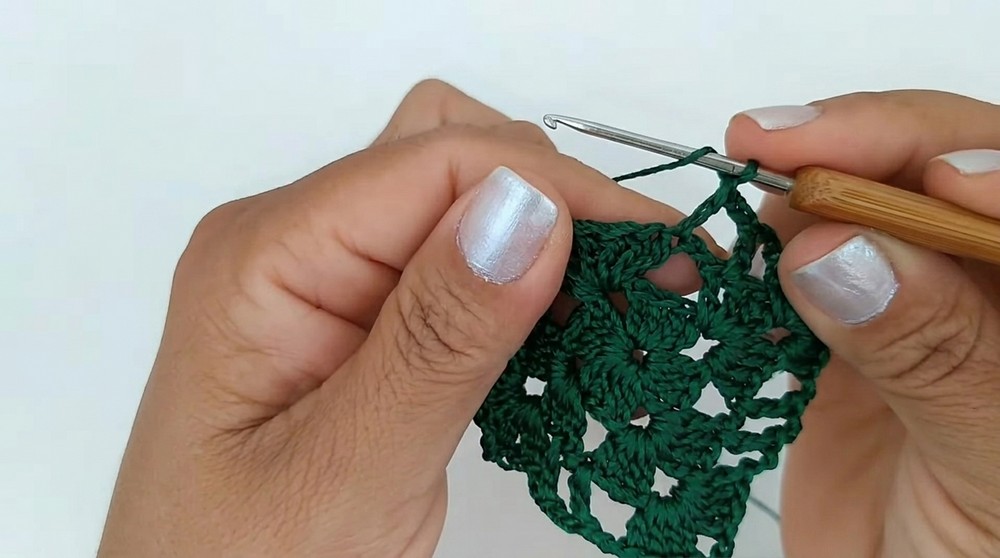 Crochet Christmas Tree Pattern 2