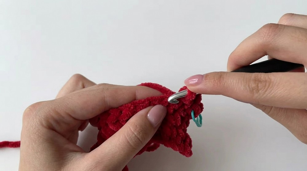 Crochet Cute Plush Bunny Pattern 4
