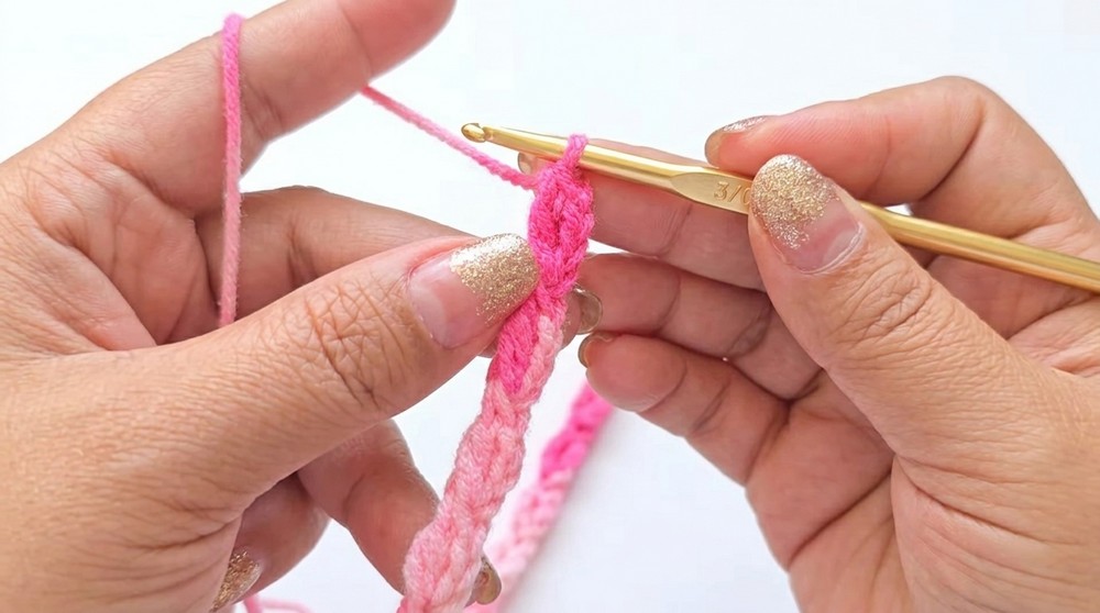 Crochet Flower Headband Pattern 1