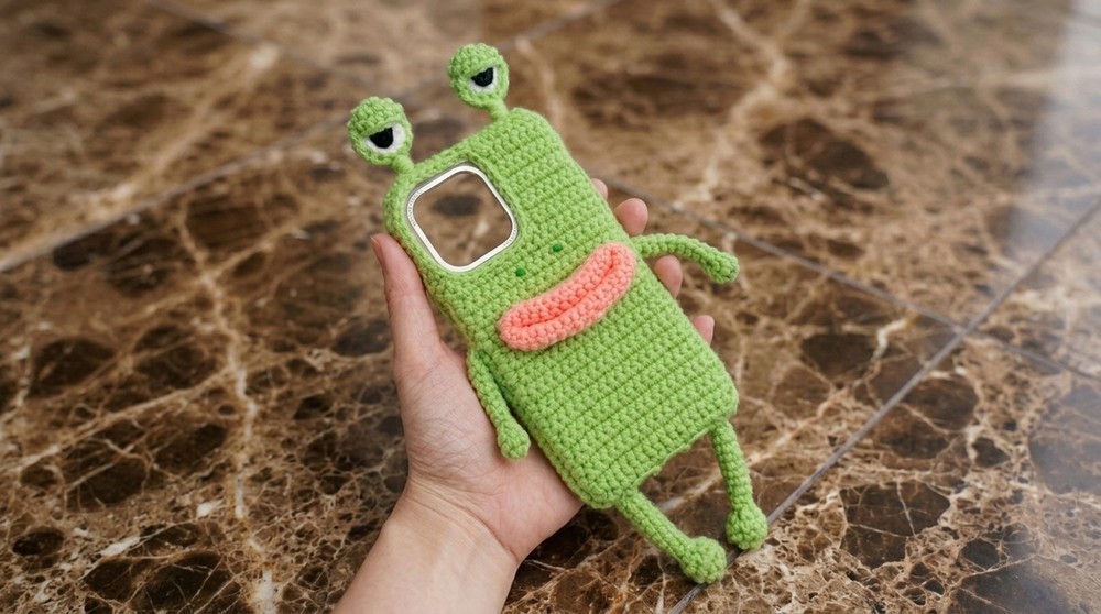 Crochet Frog Phone Case Pattern 5