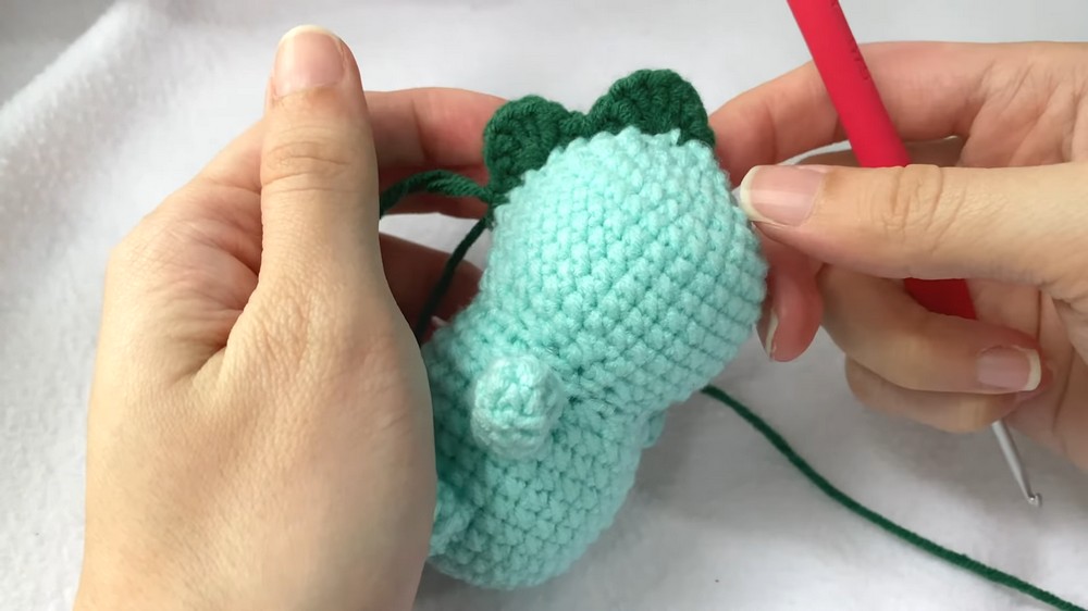 Crochet Mini Dinosaur Pattern 4