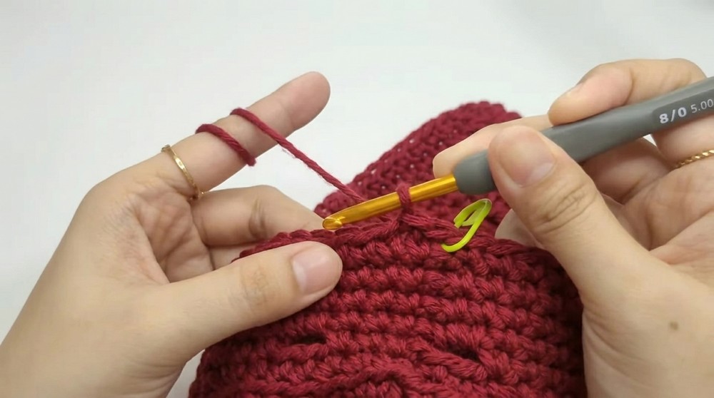 Crochet Ribbed Bag Pattern 4
