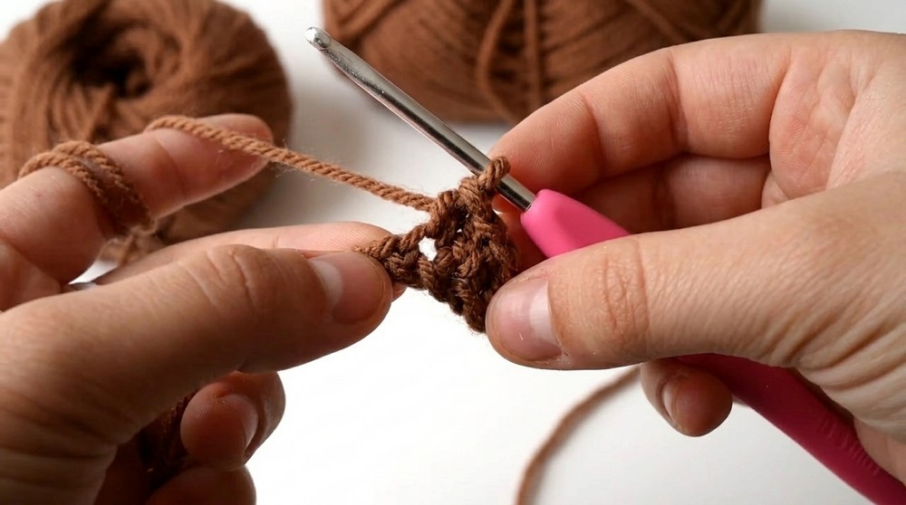 Crochet Shoulder Bag Pattern 1