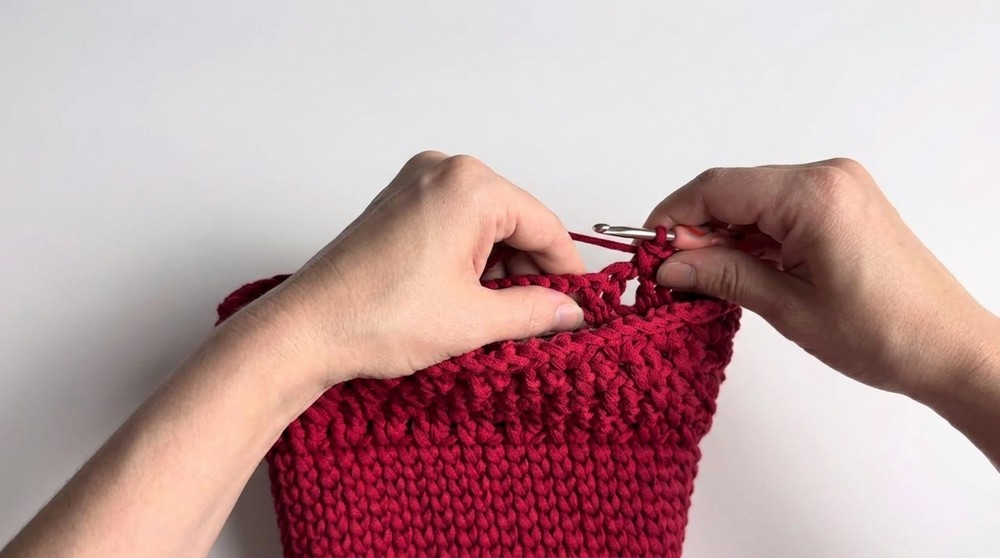 Crochet Shoulder Bag Pattern 4