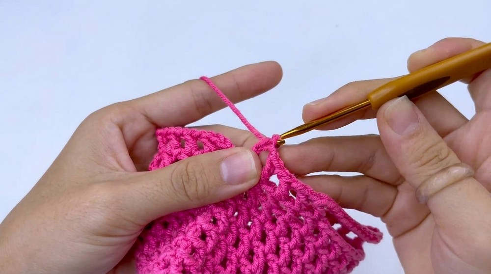 Crochet Shoulder Net Bag Pattern 3
