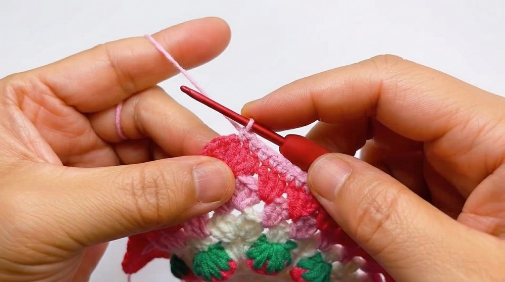 Crochet Strawberry Granny Square Pattern 3