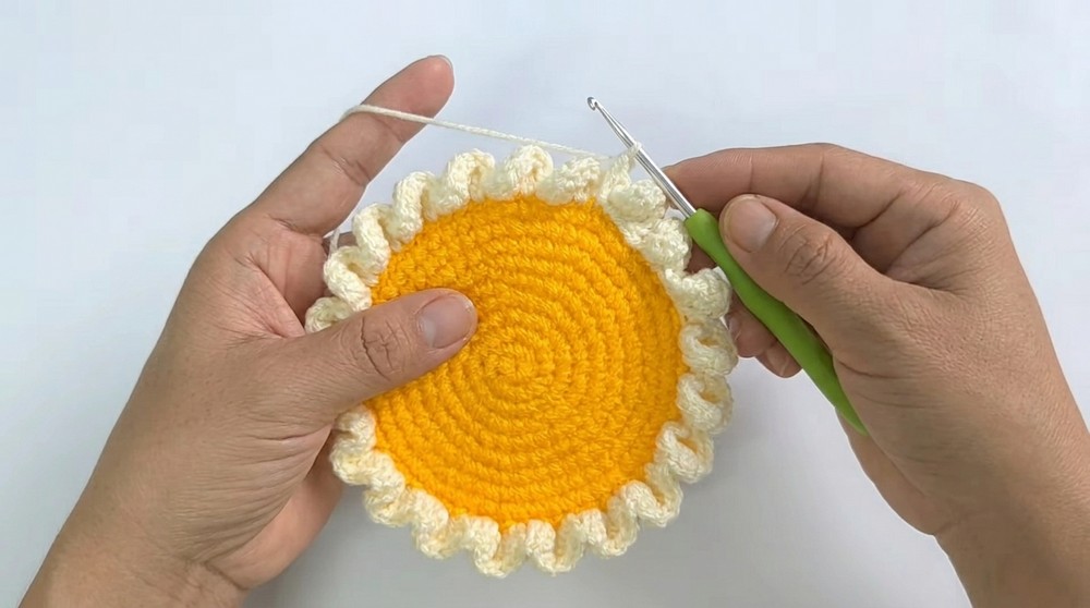 Crochet Sunflower Purse Pattern 2