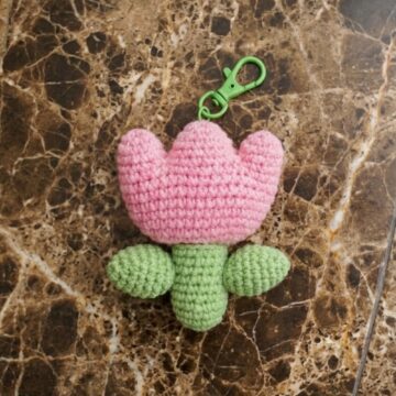 Crochet Tulip Keychain Pattern 6