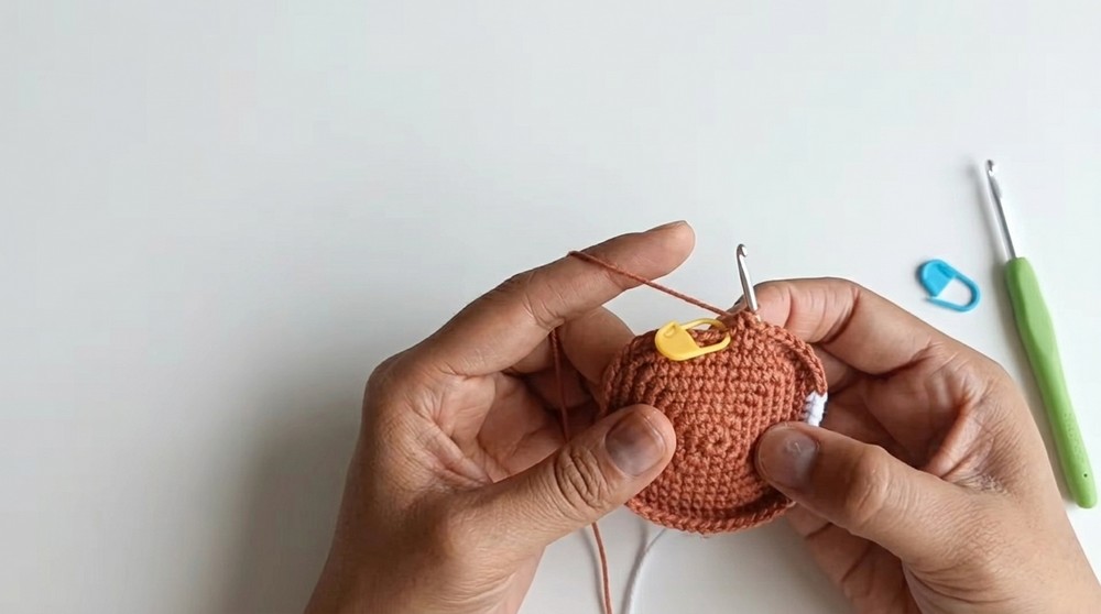 Crochet Bulldog Amigurumi Pattern 1