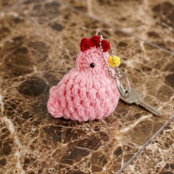 Crochet Chicken Keychain Pattern 5