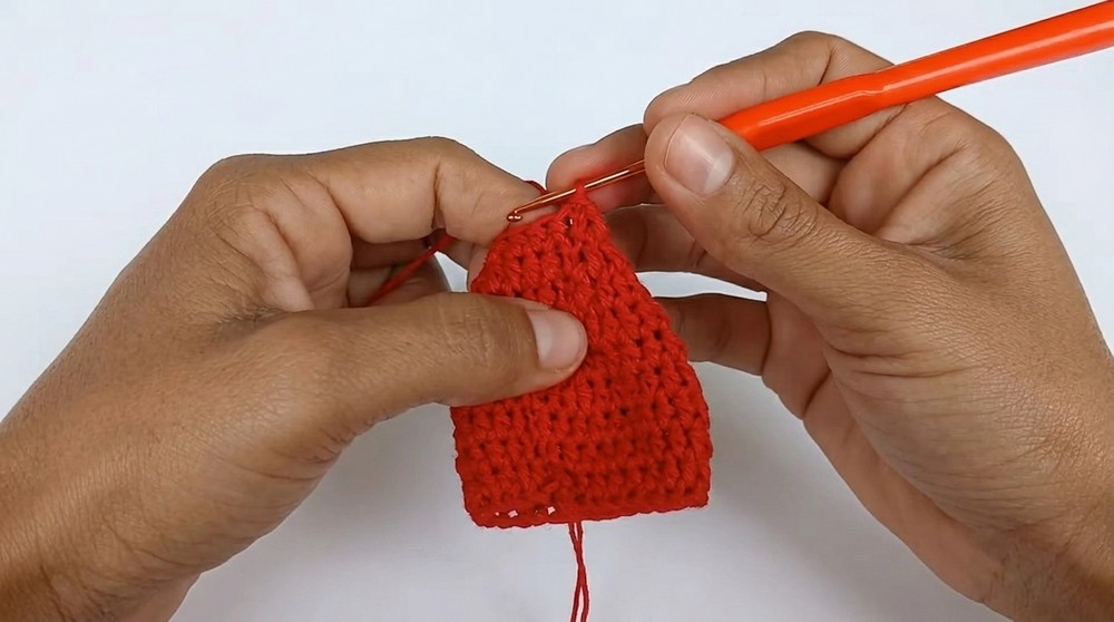 Crochet Christmas Hat Pattern 2