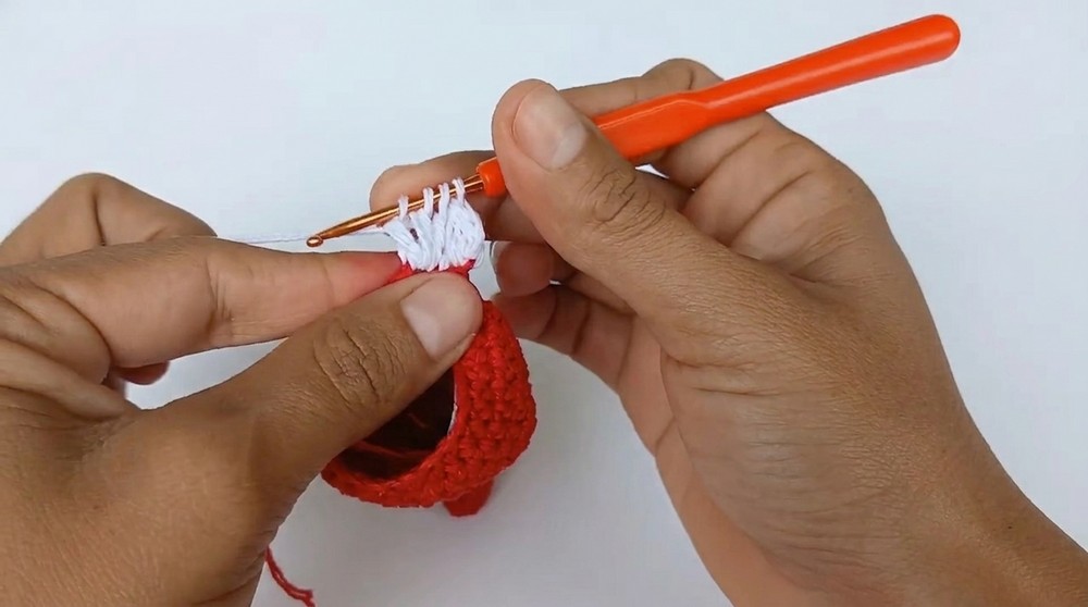 Crochet Christmas Hat Pattern 3