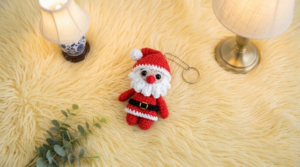 Crochet Christmas Keychain Pattern 5