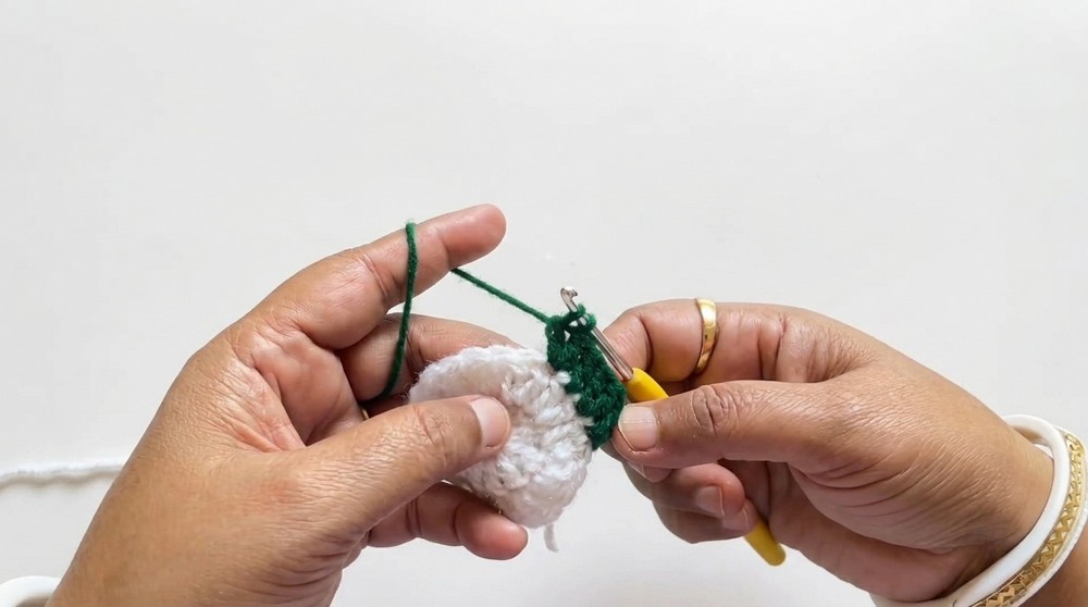 Crochet Christmas Snowman Pattern 2