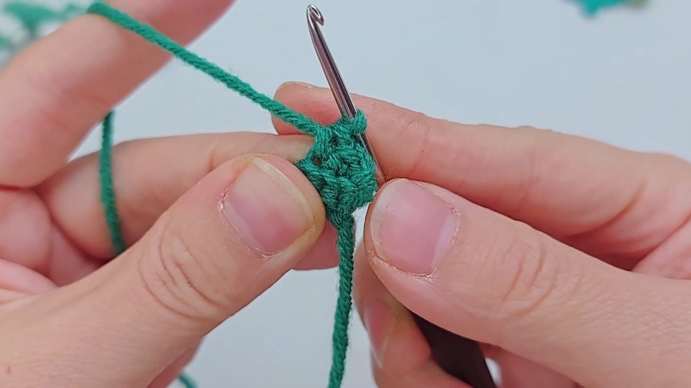 Crochet Christmas Sweater Keychain Pattern 1