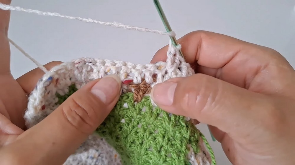 Crochet Christmas Tree Bag Pattern 3