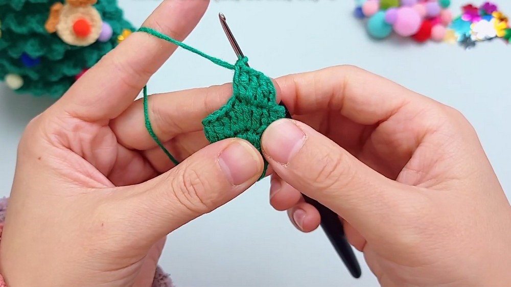 Crochet Christmas Tree Pattern 1
