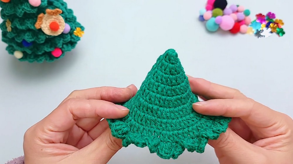 Crochet Christmas Tree Pattern 2