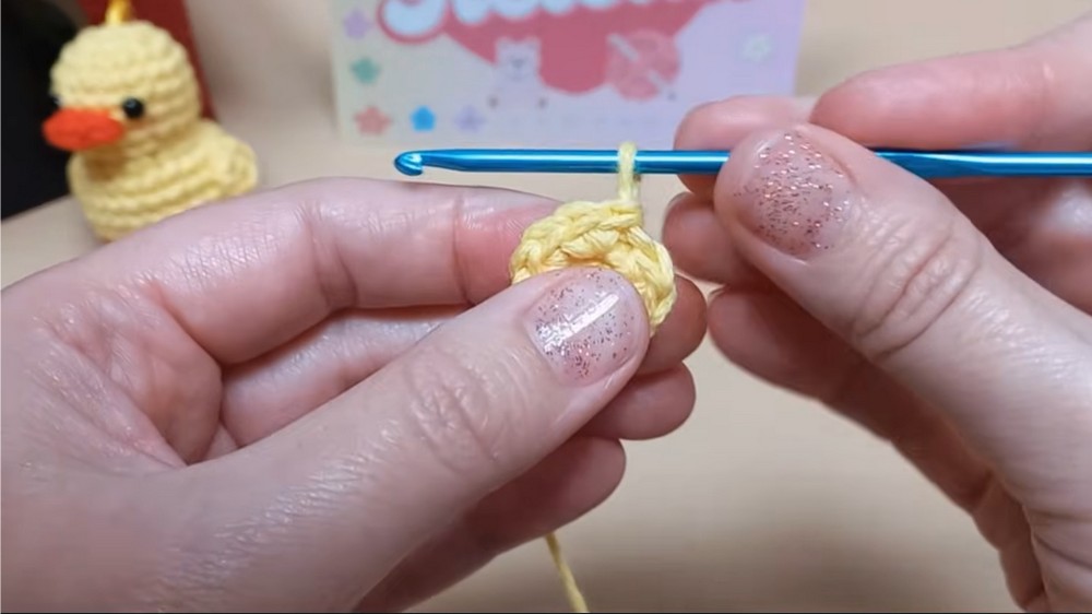 Crochet Duck Keychain Pattern 1
