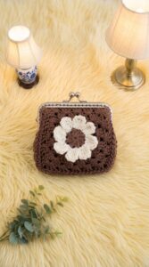 Crochet Flower Coin Purse Pattern 5