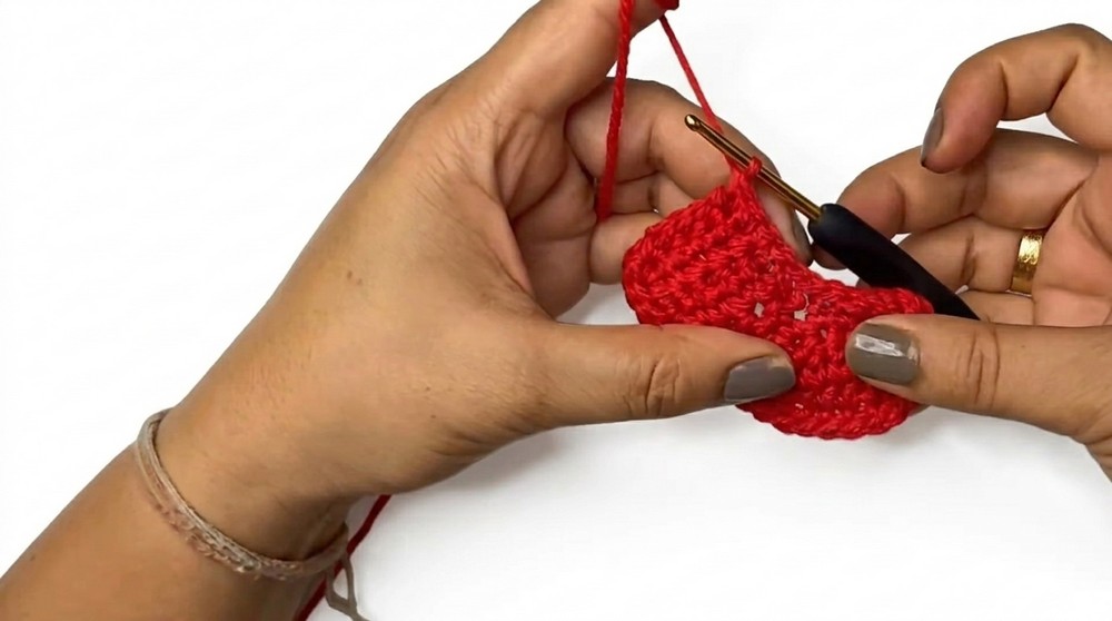 Crochet Heart Keychain Pattern 2