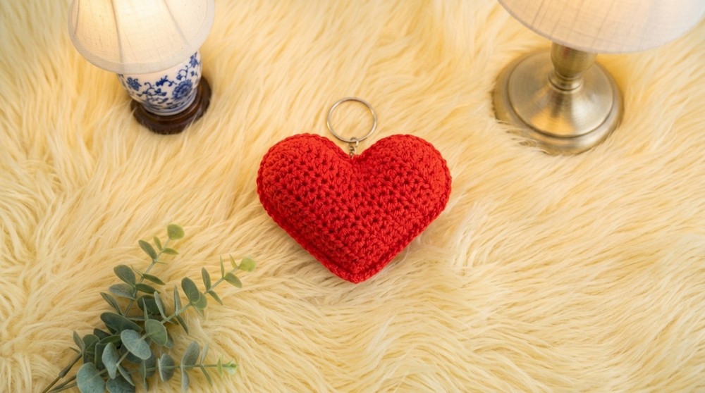 Crochet Heart Keychain Pattern 4