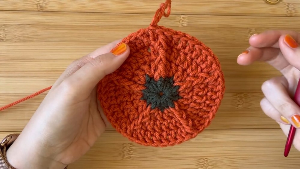 Crochet Pumpkin Beret Hat Pattern 2