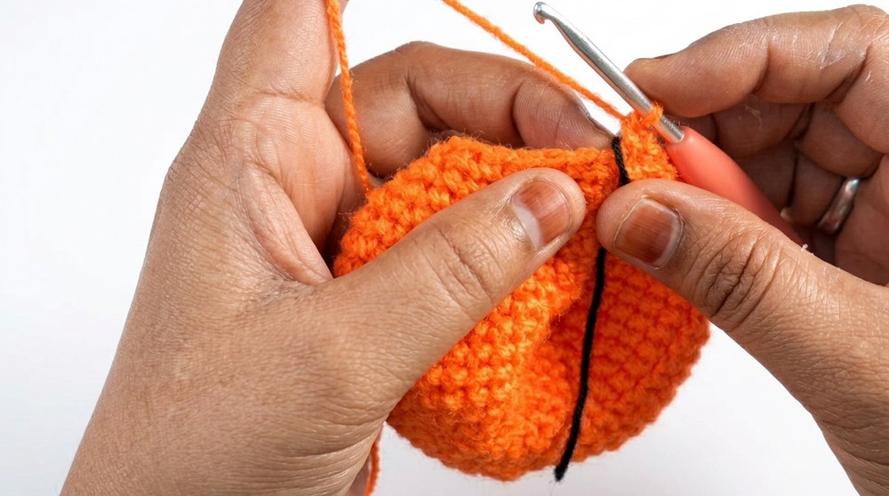 Crochet Pumpkin Halloween Pattern 3