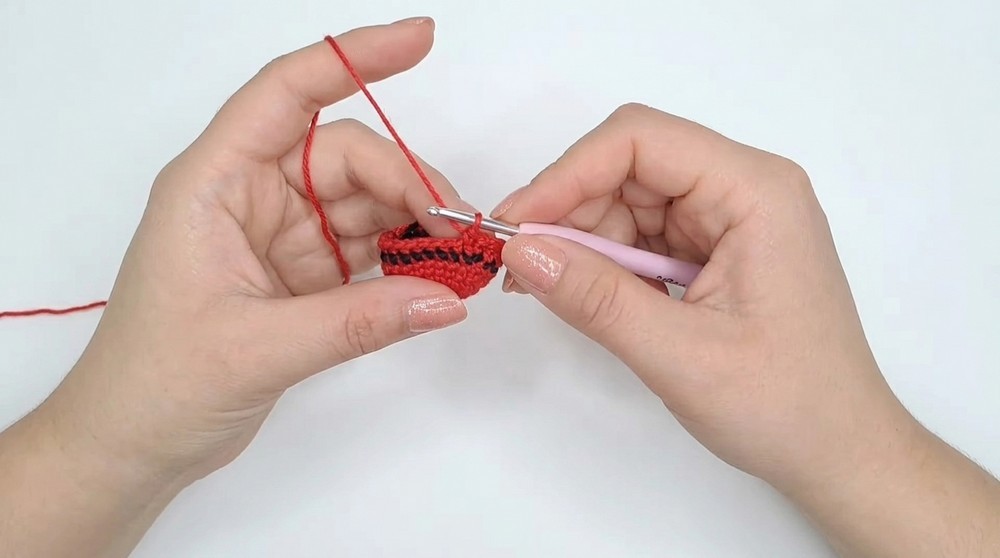 Crochet Santa Amigurumi Pattern 2