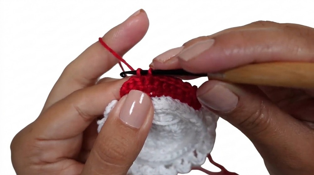 Crochet Santa Ornament Pattern 2