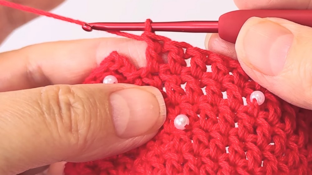 Crochet Strawberry Bottle Holder Pattern 3