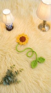 Crochet Sunflower Bookmark Pattern 5
