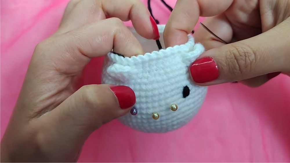 Crochet Hello Kitty Flower Pot Pattern 3