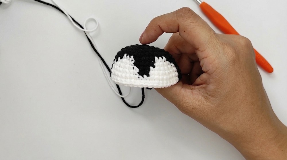 Crochet Penguin Keychain Pattern 2
