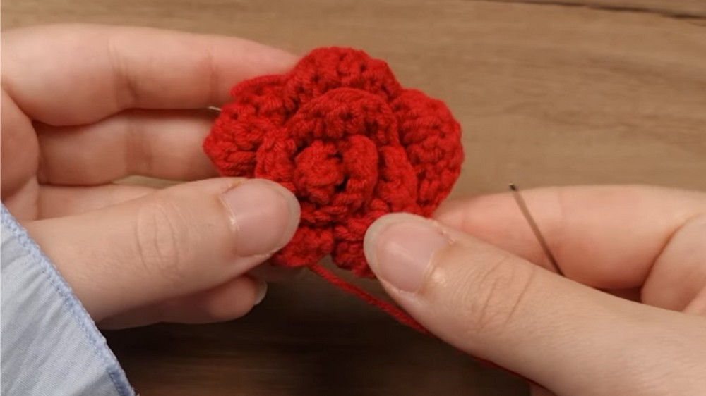 Crochet Rose Lip Balm Pattern 2