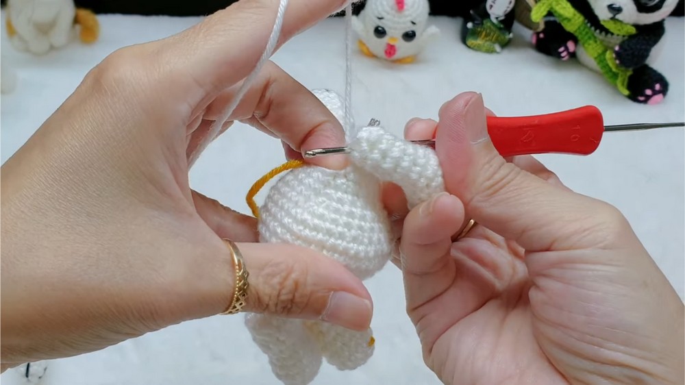 Crochet Snoopy Dog Balloon Pattern 3