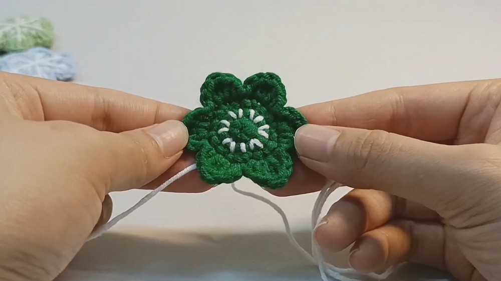 Crochet Snowflake Pattern 3