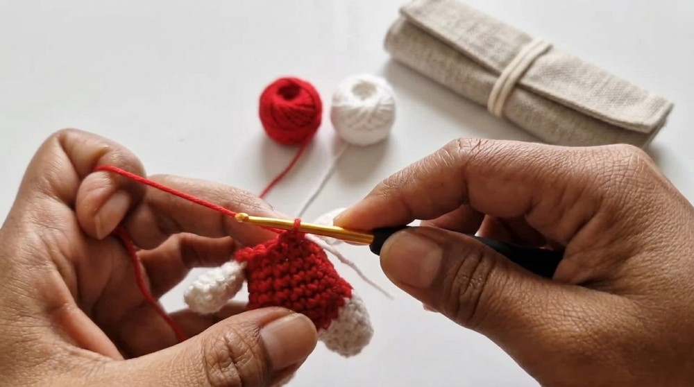 Crochet Hello Kitty Pattern 2