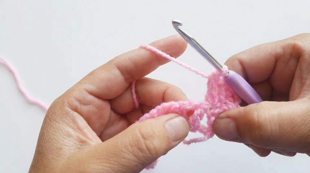 Crochet Beautiful Roses Pattern 2
