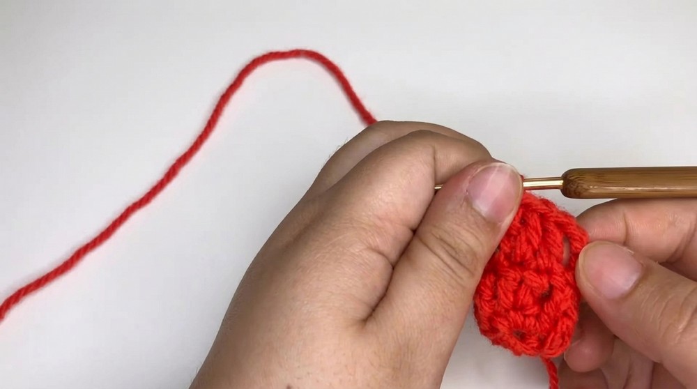 Crochet Christmas Hat Pattern 1