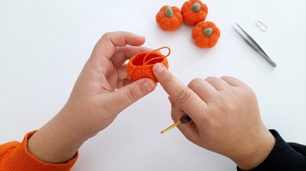 Crochet Pumpkin Pattern 3