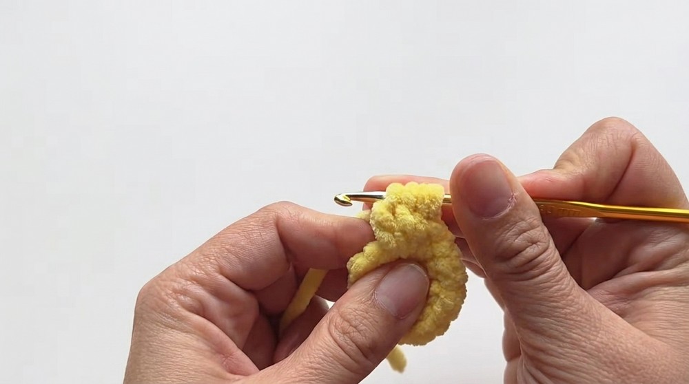 Crochet Winnie the Pooh Pattern 1